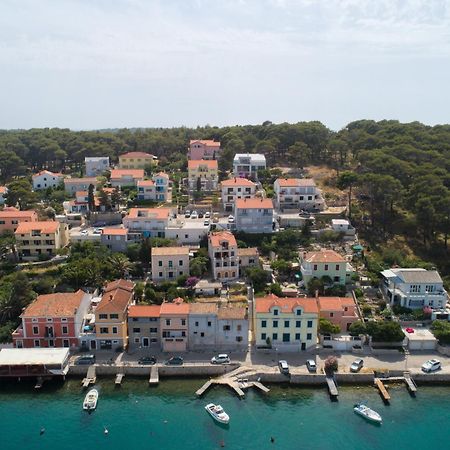 Design Apartments 3&4 Mali Lošinj Екстериор снимка