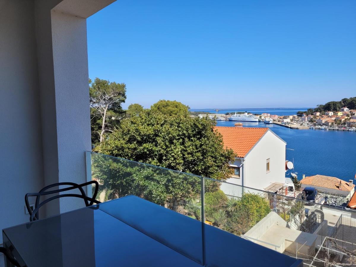 Design Apartments 3&4 Mali Lošinj Екстериор снимка