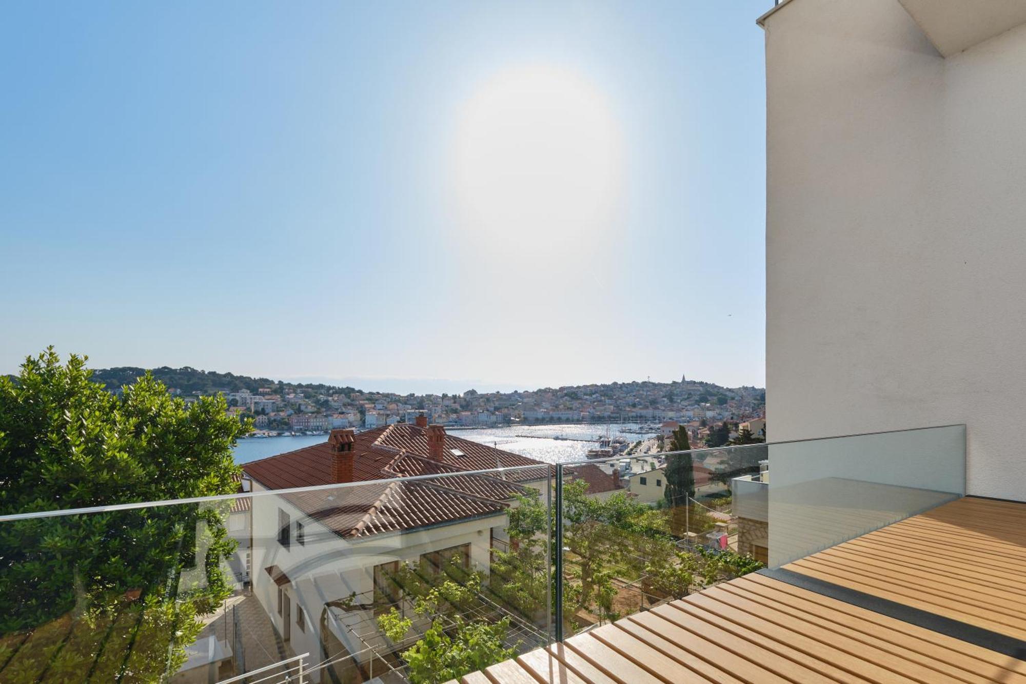 Design Apartments 3&4 Mali Lošinj Екстериор снимка