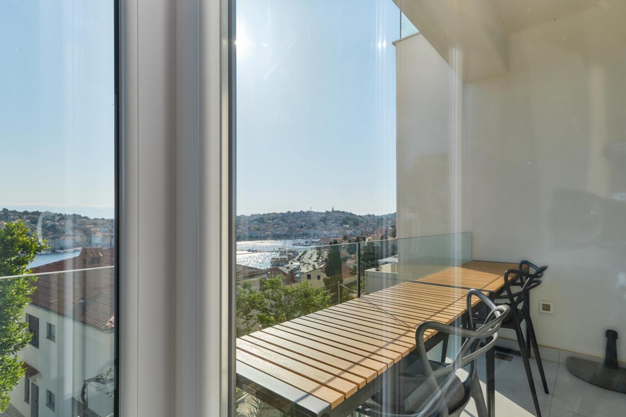 Design Apartments 3&4 Mali Lošinj Екстериор снимка