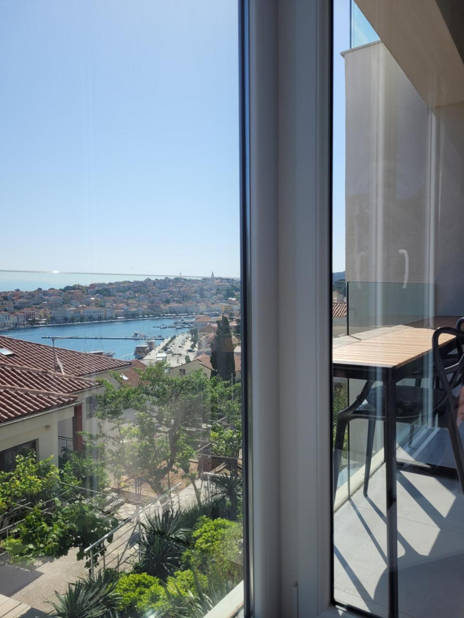 Design Apartments 3&4 Mali Lošinj Екстериор снимка