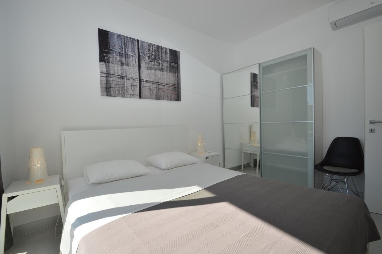 Design Apartments 3&4 Mali Lošinj Екстериор снимка